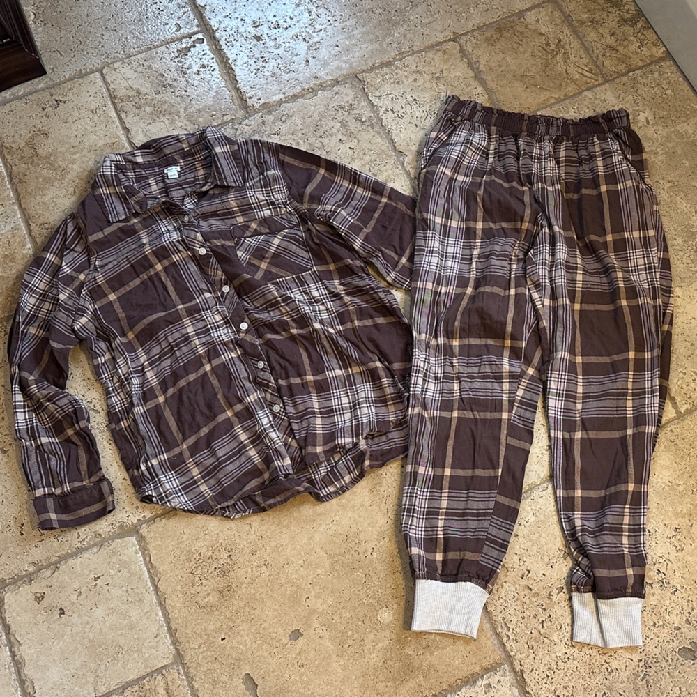 Aerie Brown Plaid Pajama Set
